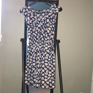 Adorable sunflower print dress